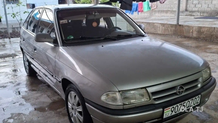 Opel Astra F,  1994