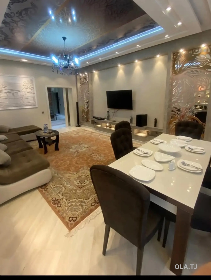 2 комнатная квартира, 9 этаж, 200 м²