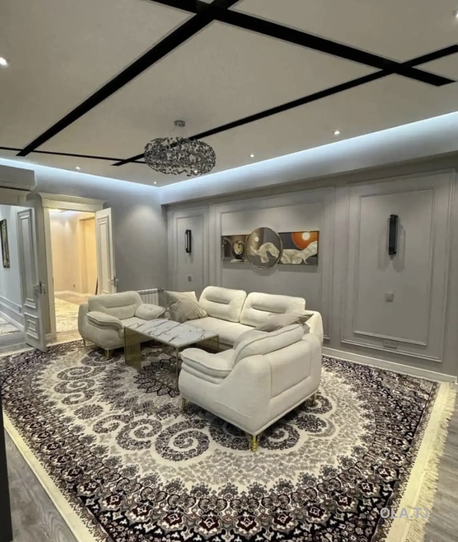 3 комнатная квартира, 18 этаж, 101 м²