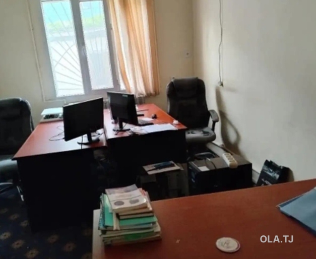 Офис в аренду, , 700 м²