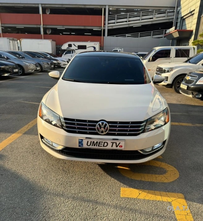 Volkswagen Passat,  2014
