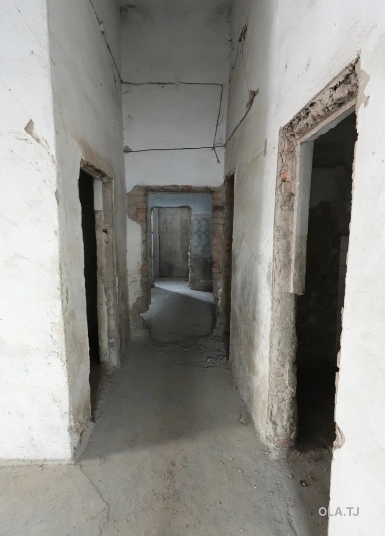 Помещение под магазин / салон, 86м², вахдат