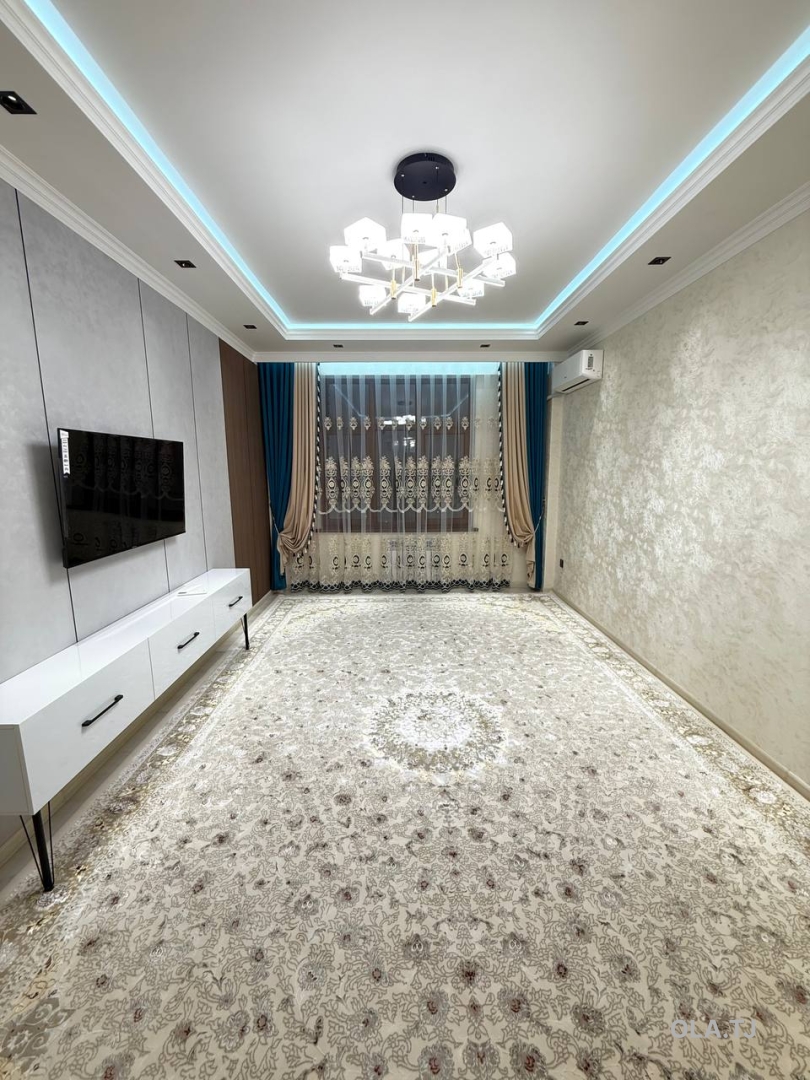 3 комнатная квартира, 14 этаж, 66 м²
