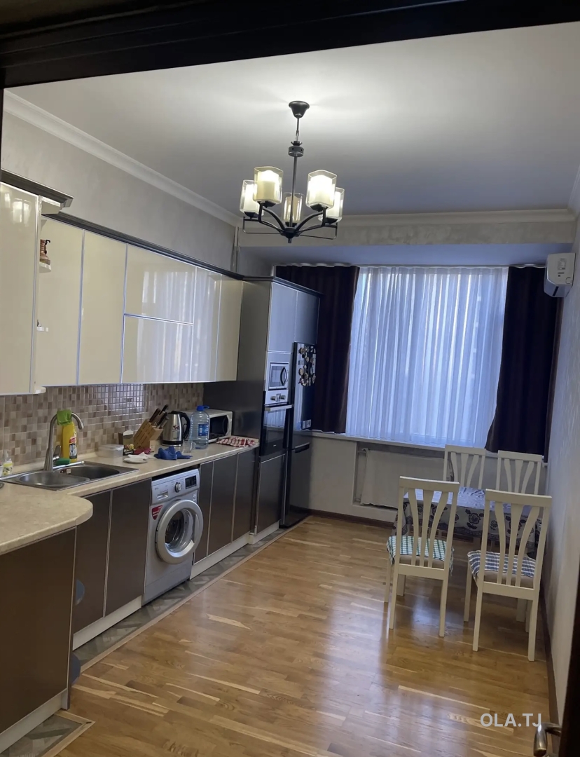 2 комнатная квартира, 8 этаж, 65 м²