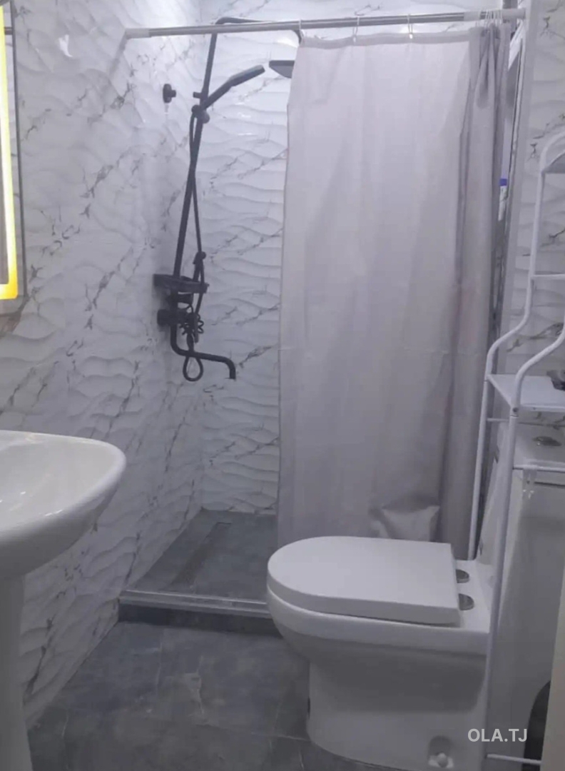 3 комнатная квартира, 1 этаж, 65 м²