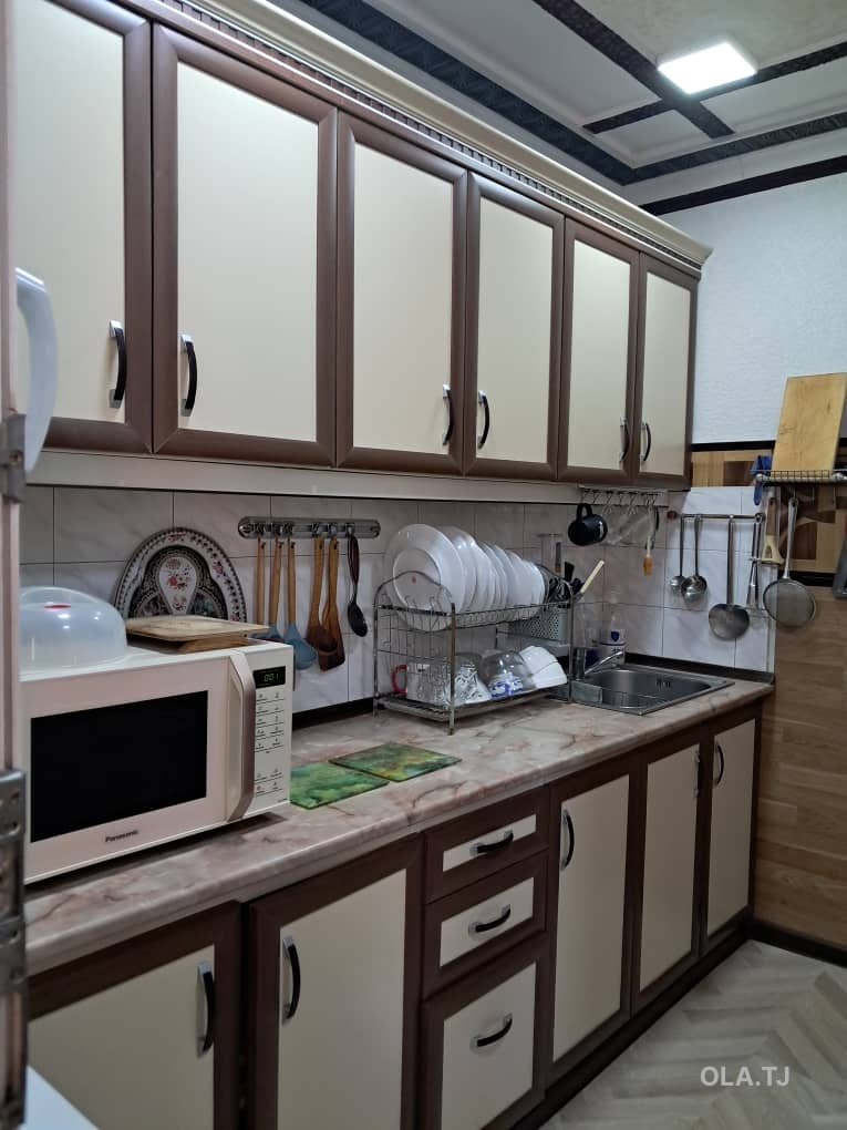 3 комнатная квартира, 3 этаж, 76 м²