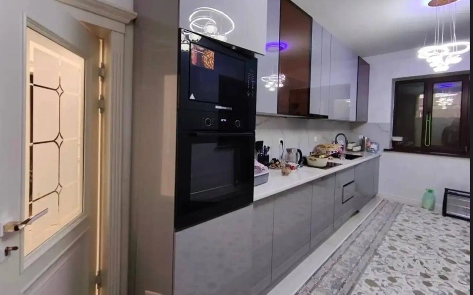 5 комнатная квартира, 1 этаж, 300 м²