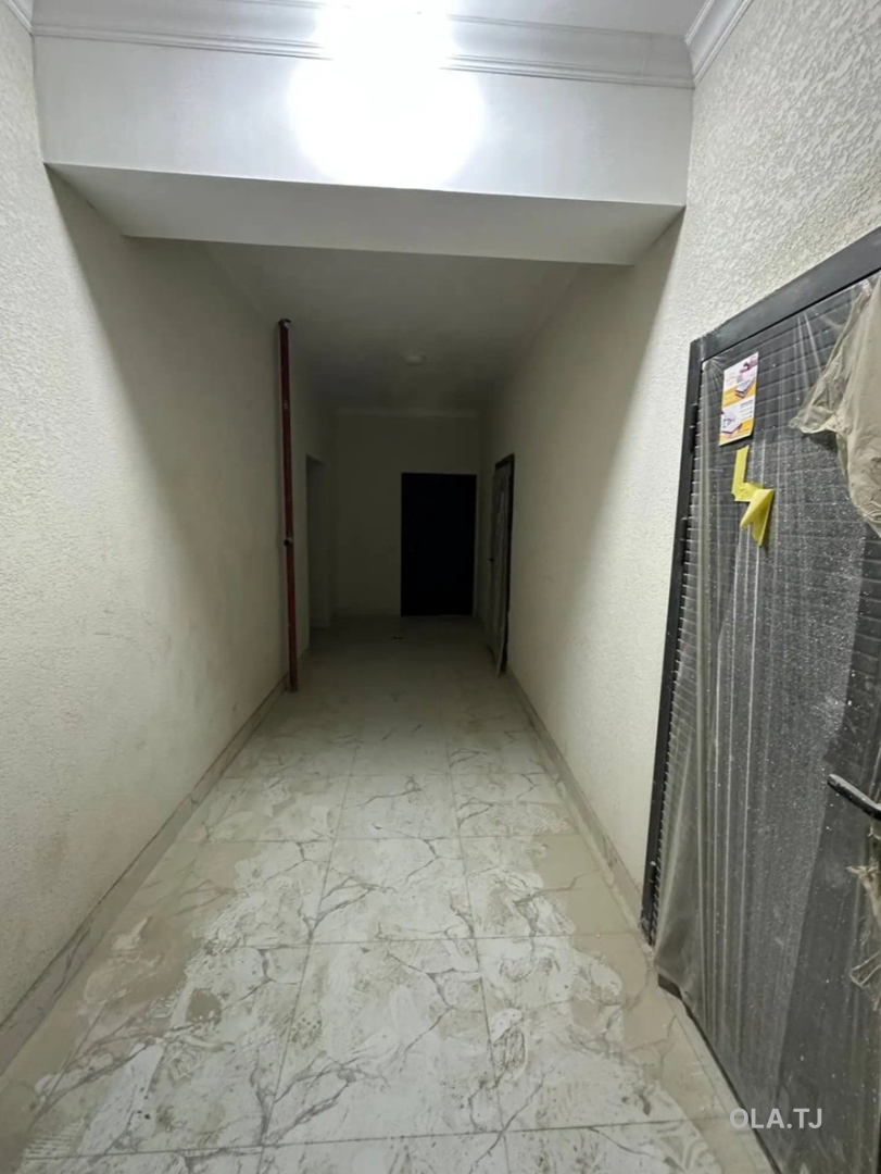 5 комнатная квартира, 4 этаж, 205 м²