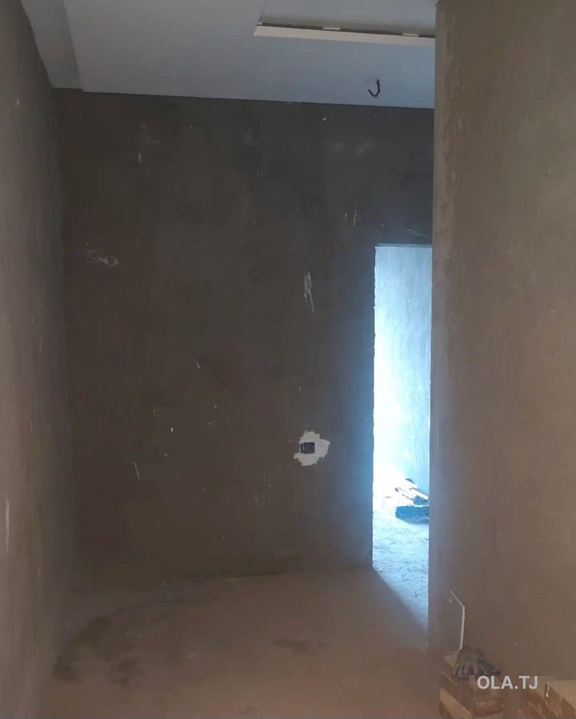 3 комнатная квартира, 2 этаж, 83 м²