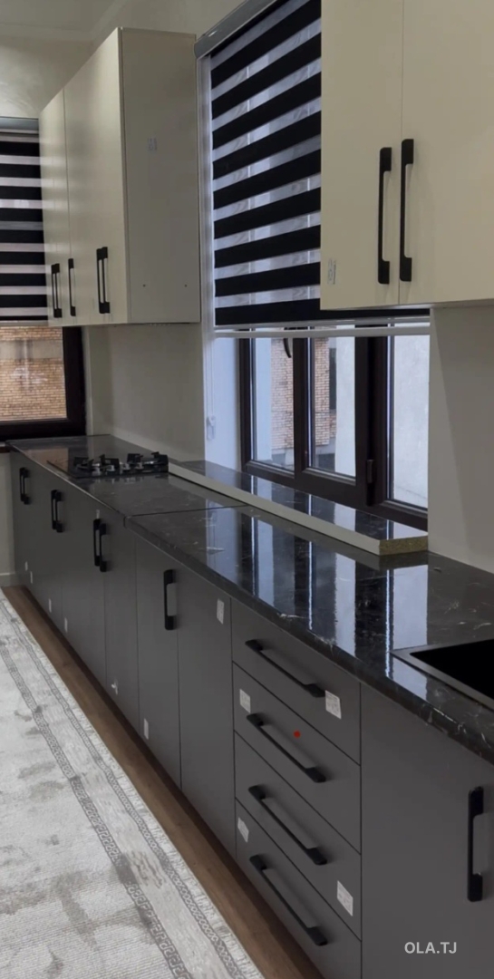 3 комнатная квартира, 2 этаж, 83 м²