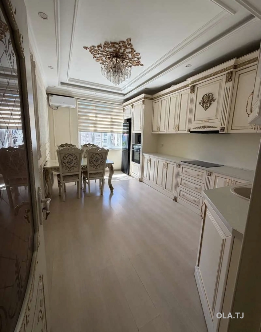 3 комнатная квартира, 9 этаж, 100 м²