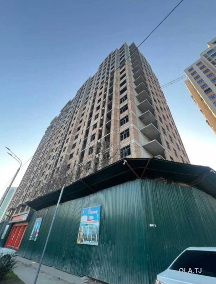 3 комнатная квартира, 13 этаж, 106 м²