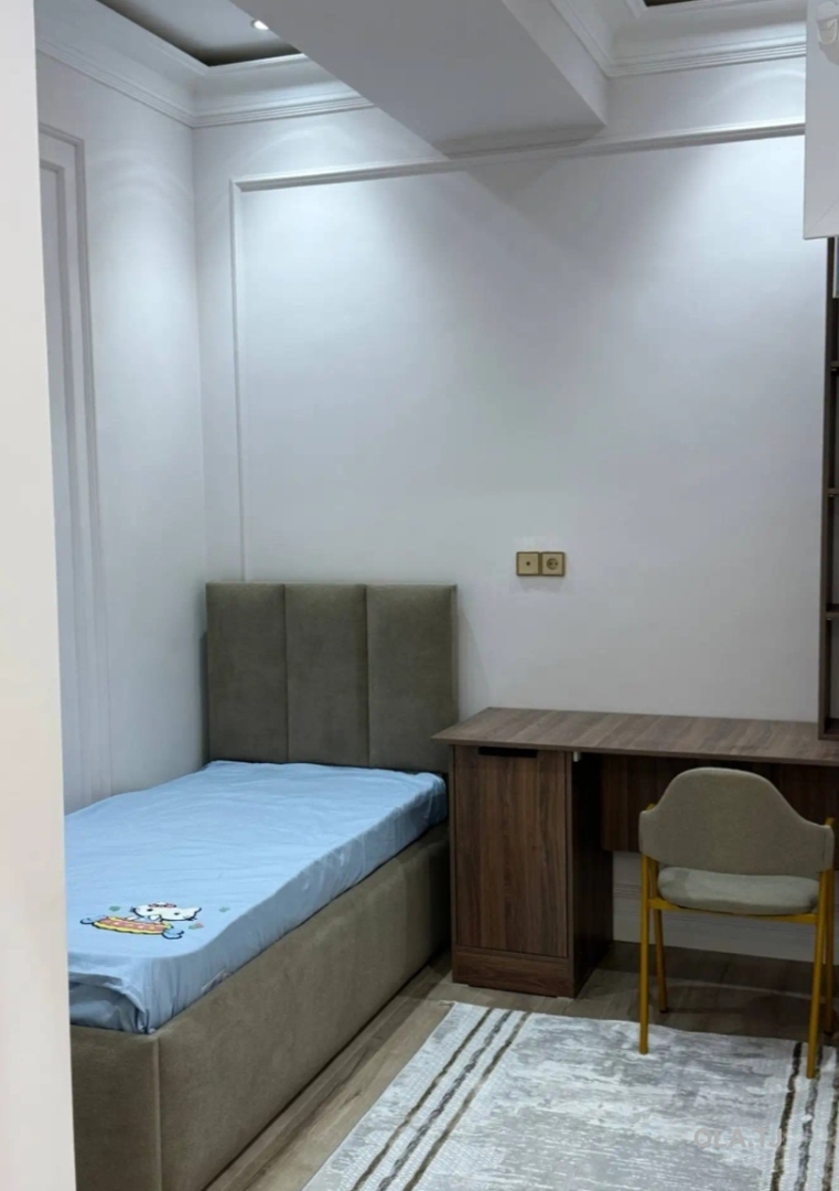 3 комнатная квартира, 15 этаж, 83 м²