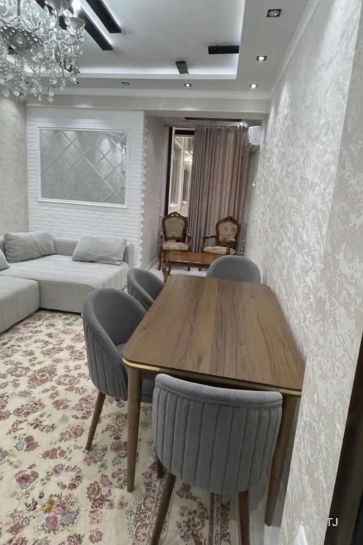 2 комнатная квартира, 8 этаж, 60 м²