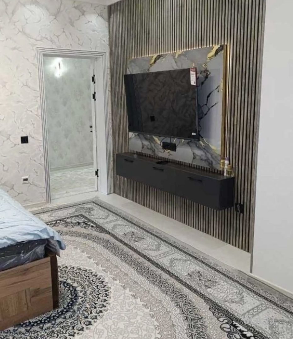 2 комнатная квартира, 8 этаж, 80 м²