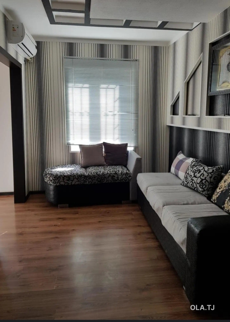 4 комнатная квартира, 4 этаж, 100 м²
