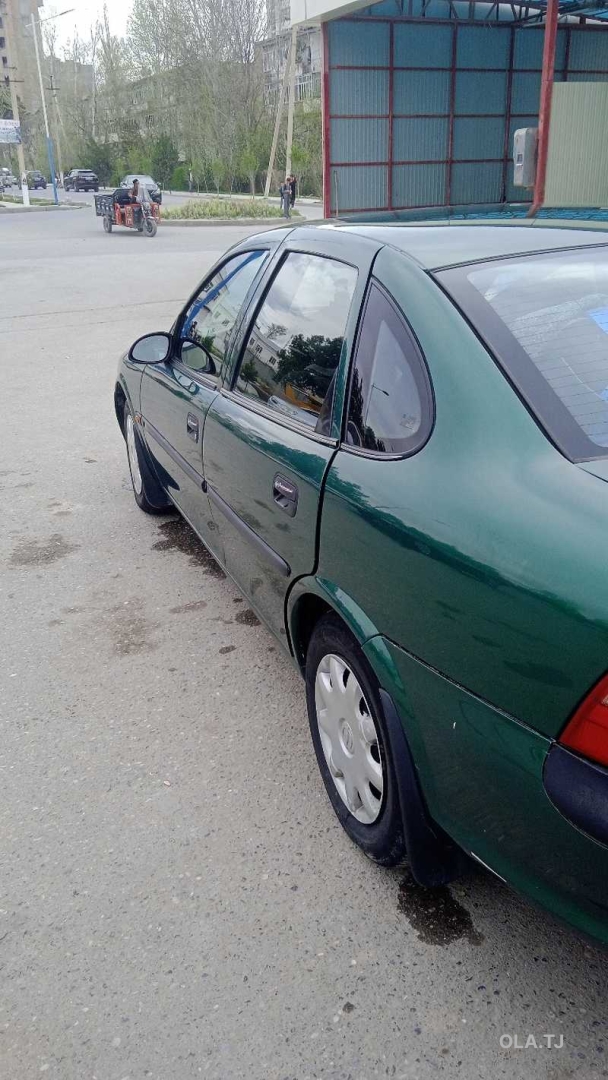 Opel Vectra B,  1996