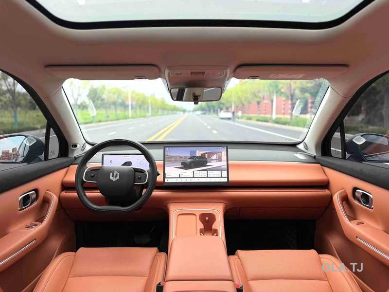 Leapmotor C10,  2025
