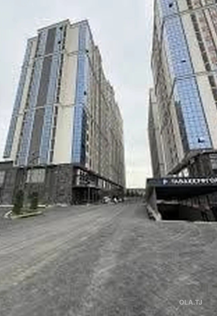 3 комнатная квартира, 16 этаж, 94 м²