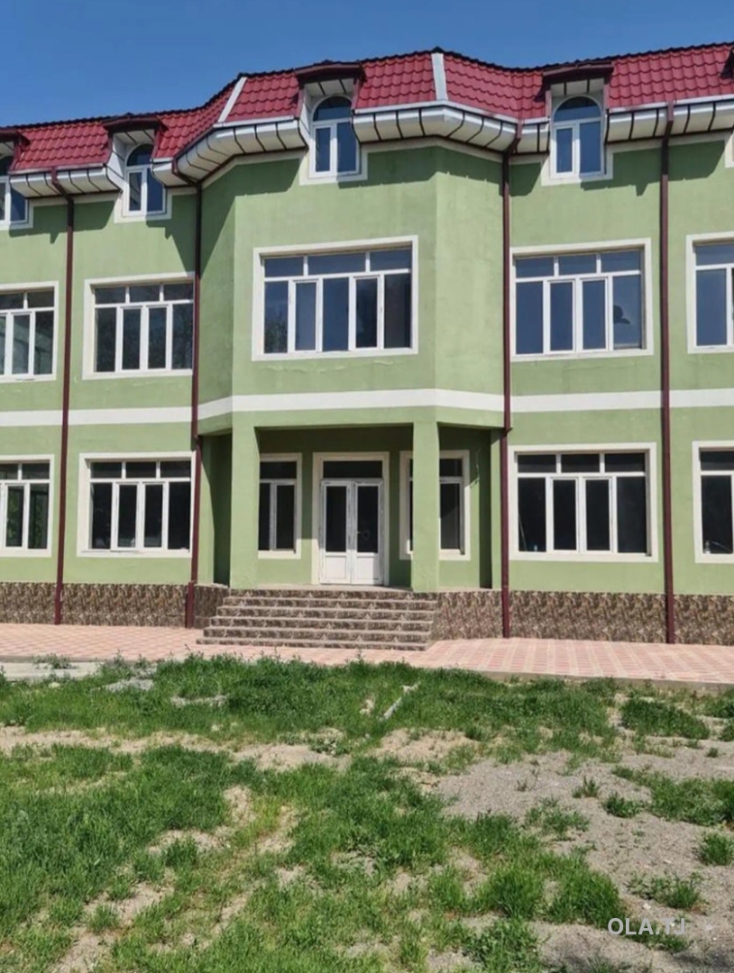 Помещение под свободное назначение, 692м², И. Сомони
