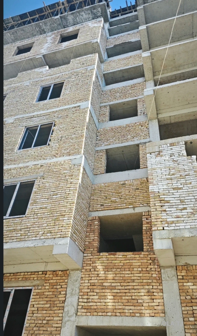 6 комнатная квартира, 4 этаж,