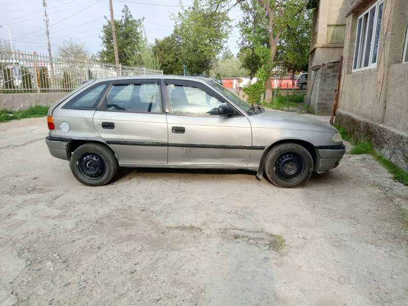 Opel Astra F,  1995