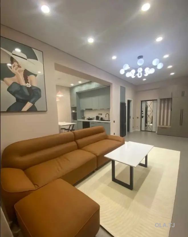 2 комнатная квартира, Цокольный этаж, 60 м²
