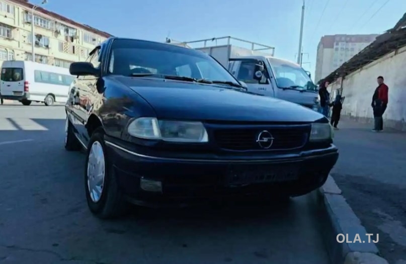 Opel Astra F,  1996