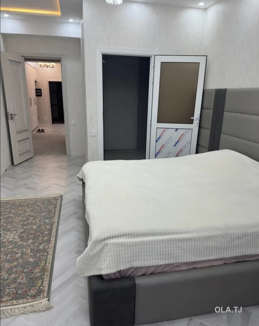 3 комнатная квартира, 13 этаж, 150 м²