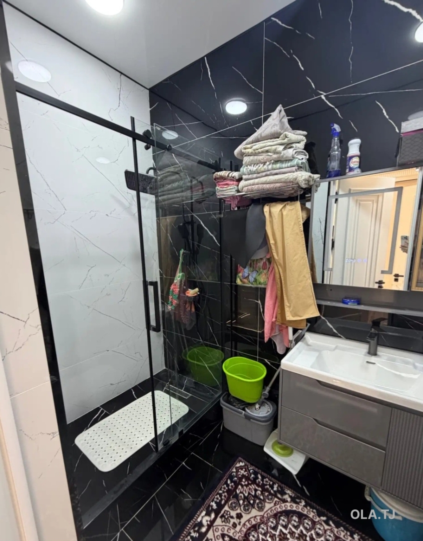3 комнатная квартира, 2 этаж, 104 м²