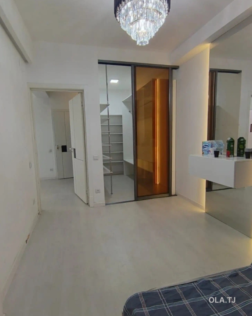 6 комнатная квартира, 16 этаж, 193 м²