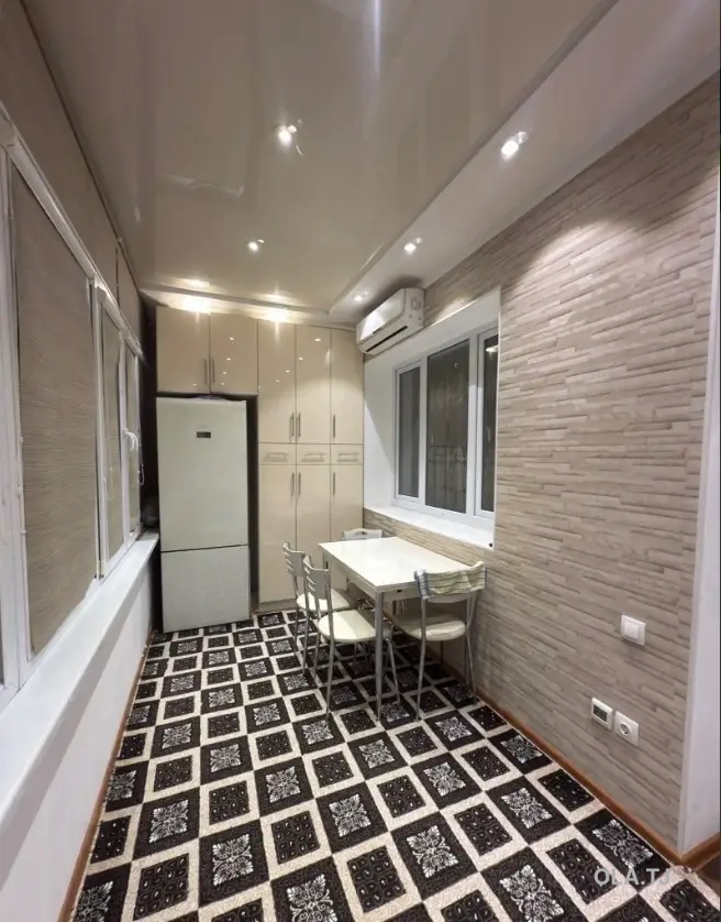 4 комнатная квартира, 2 этаж, 120 м²