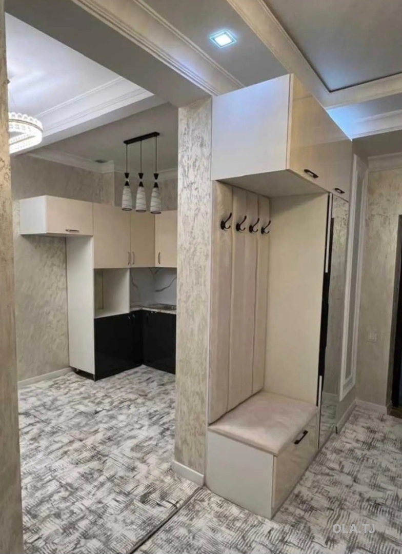 2 комнатная квартира, 2 этаж, 70 м²