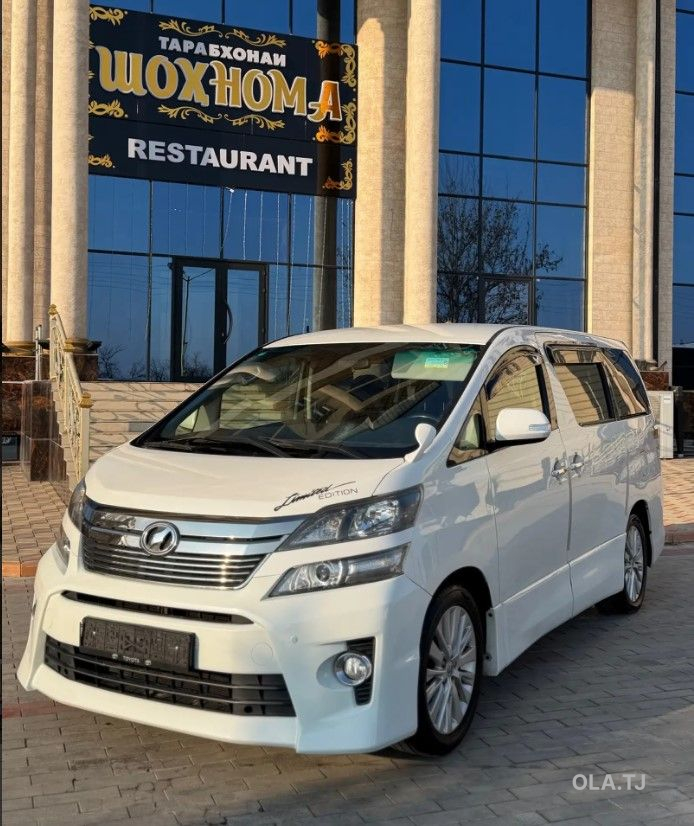 Toyota Vellfire,  2014