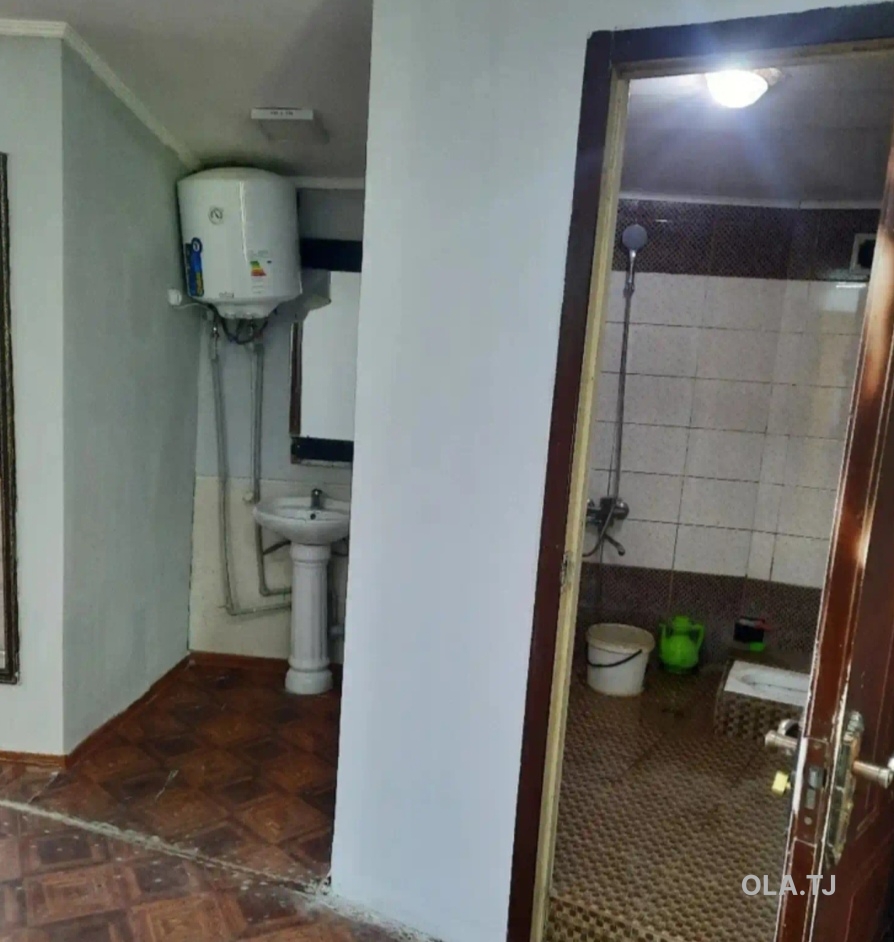 4 комнатная квартира, 3 этаж, 100 м²