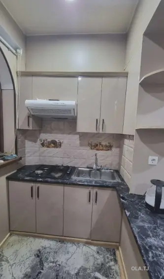 4 комнатная квартира, 1, 118 м²