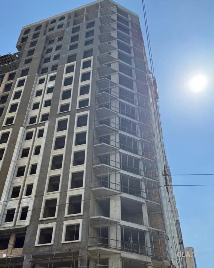 3 комнатная квартира, 15 этаж, 128 м²