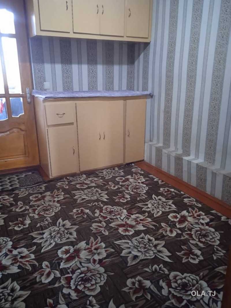 3 комнатная квартира, 3 этаж, 70 м²