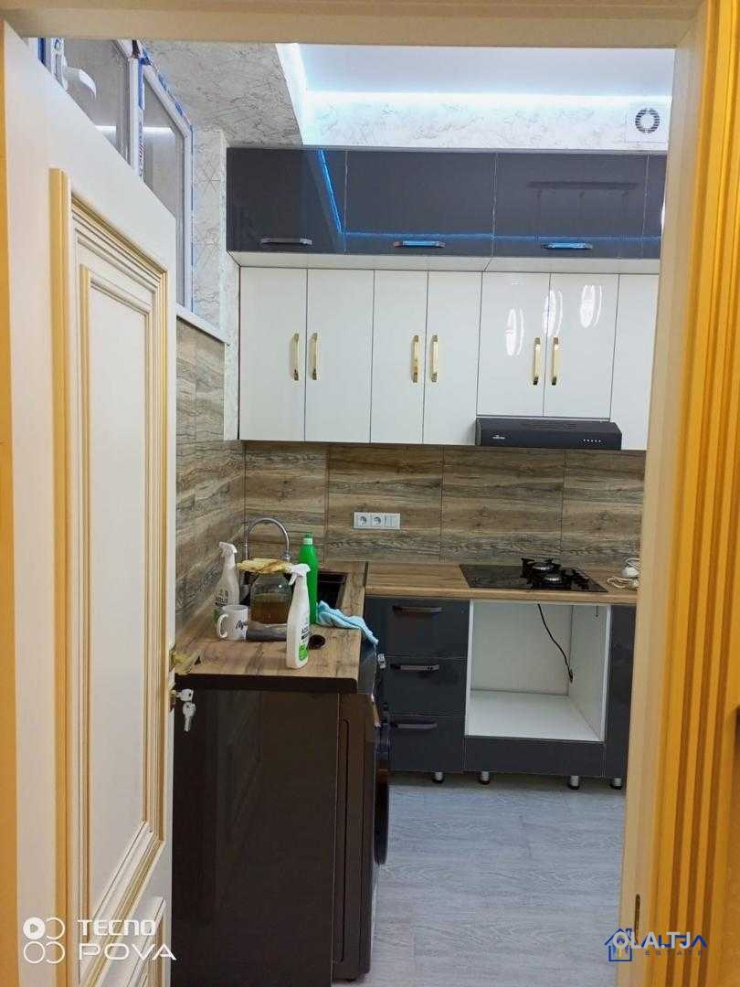 2 комнатная квартира, 5 этаж, 65 м²