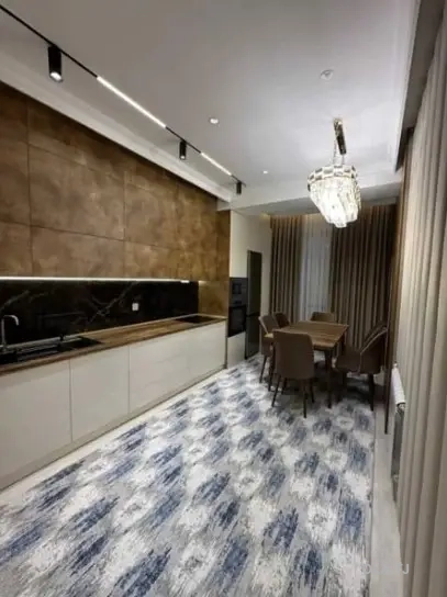 3 комнатная квартира, 1 этаж, 85 м²