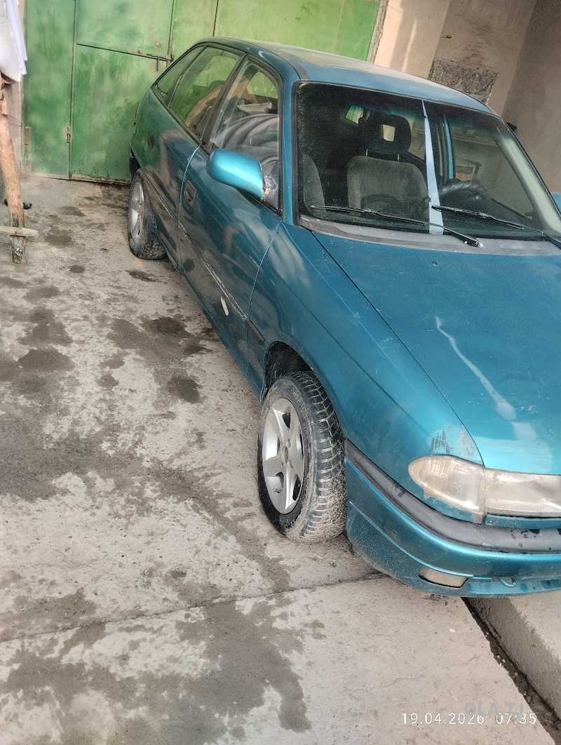 Opel Astra F,  1996