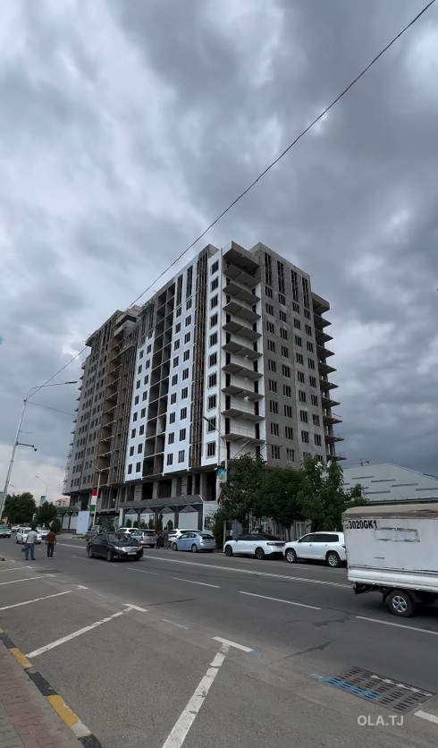 4 комнатная квартира, 15, 205 м²