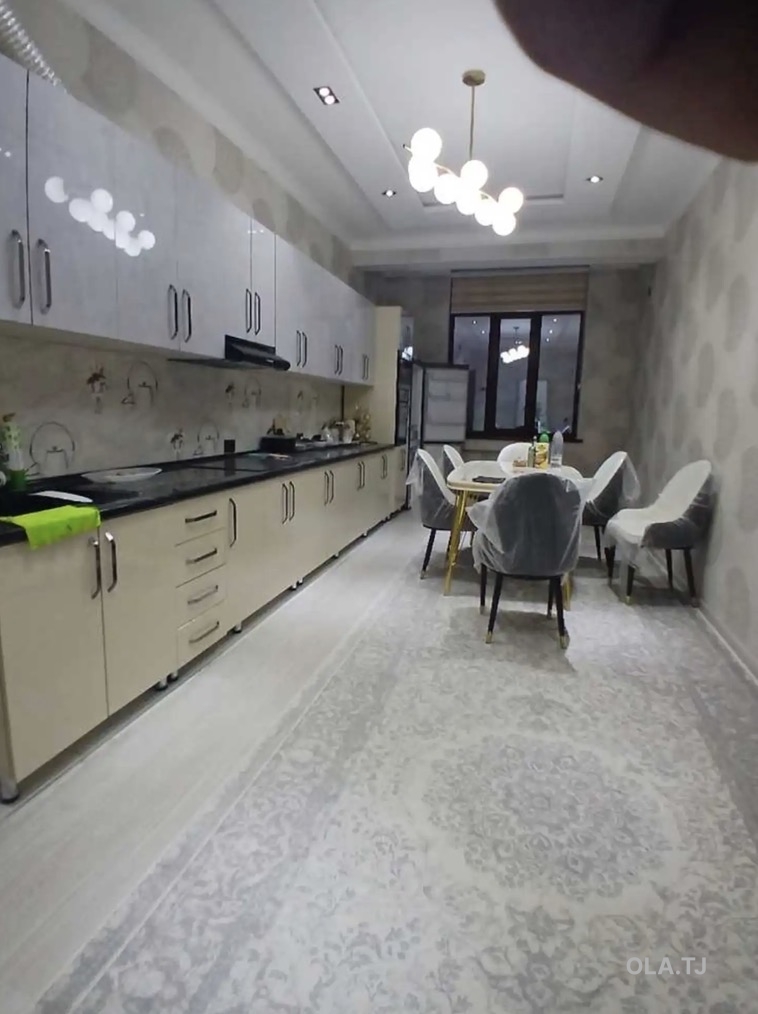 3 комнатная квартира, 12 этаж, 150 м²