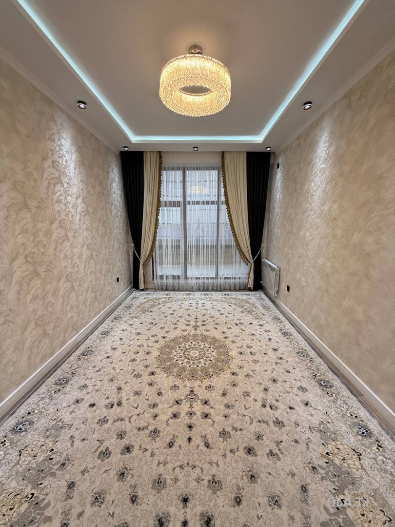 3 комнатная квартира, 15 этаж, 67 м²