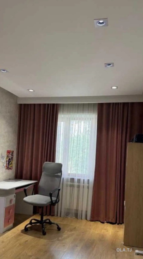 4 комнатная квартира, 4, 75 м²