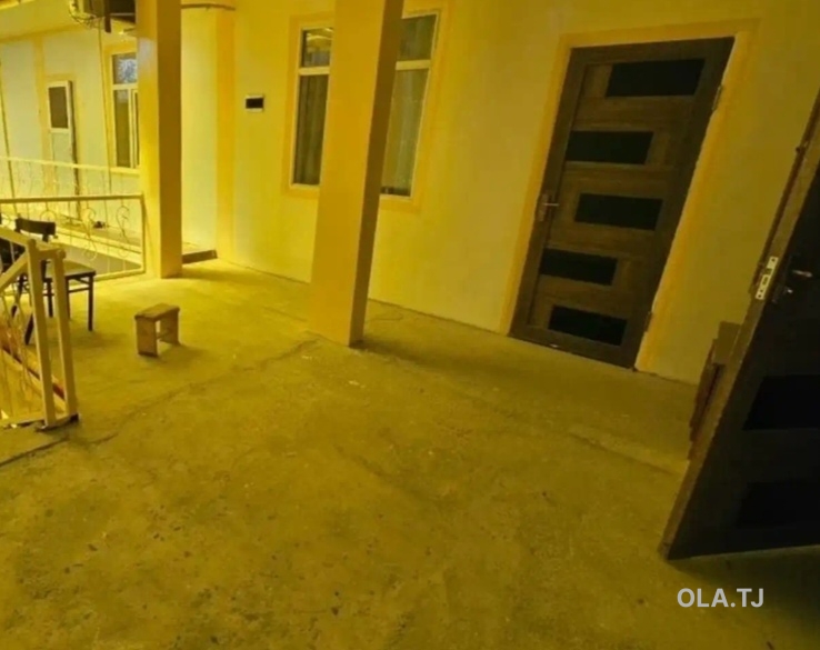 6 комнатная квартира, 2 этаж, 60 м²