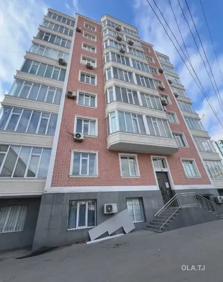 3 комнатная квартира, 9 этаж, 144 м²