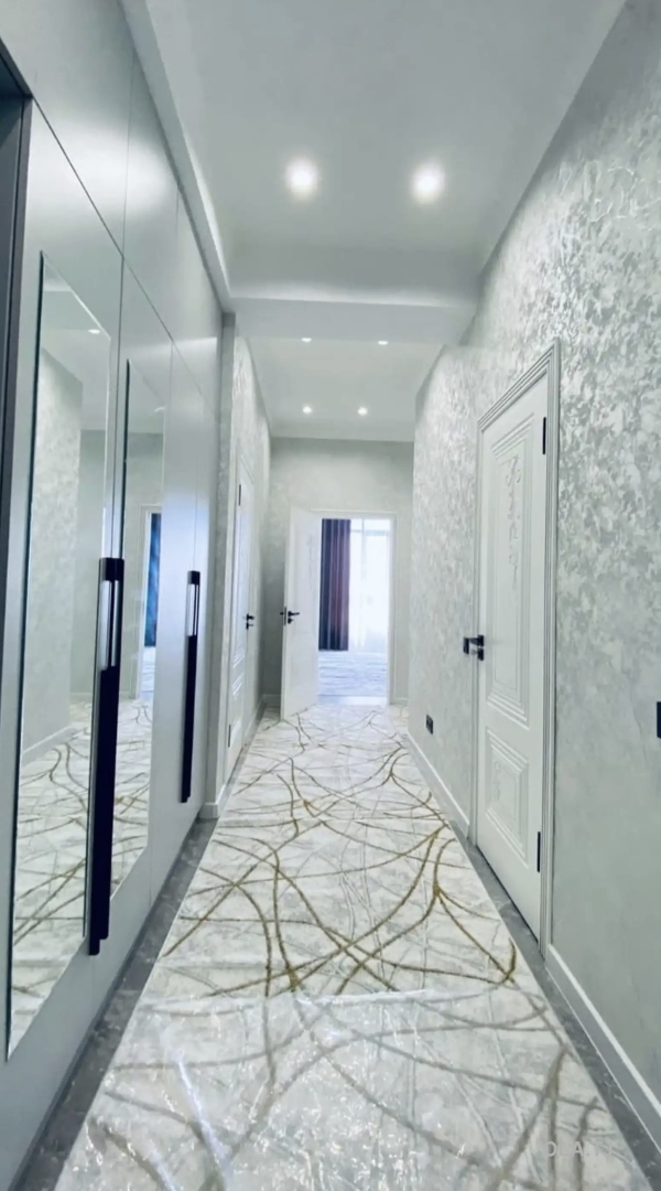 3 комнатная квартира, 4 этаж, 82 м²