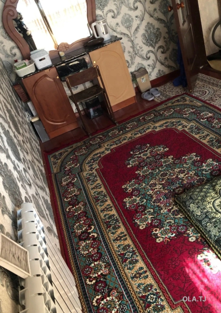 Комната в 3 комнатной квартире, 4/,