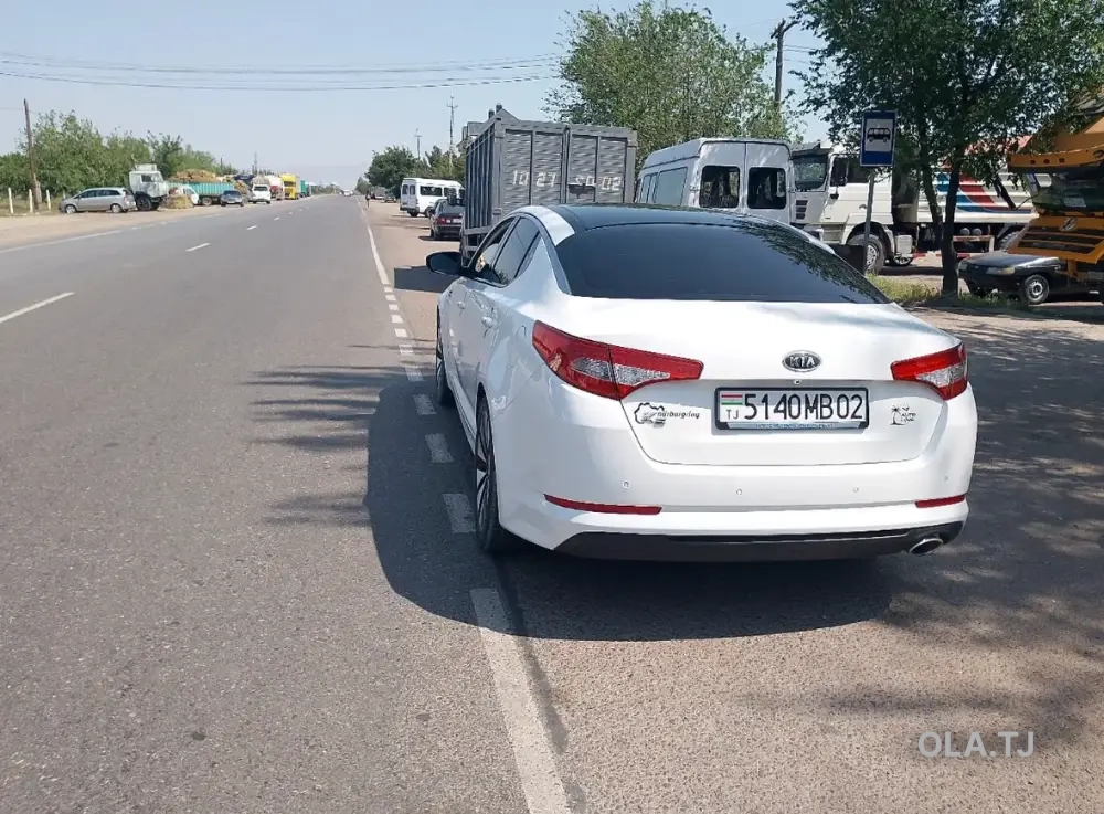 Kia K5,  2011